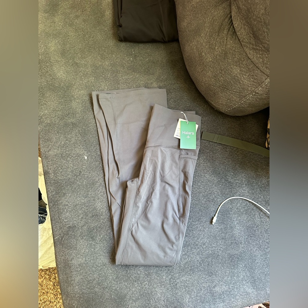 HALARA Boot Cut & Flare Pants in Gray